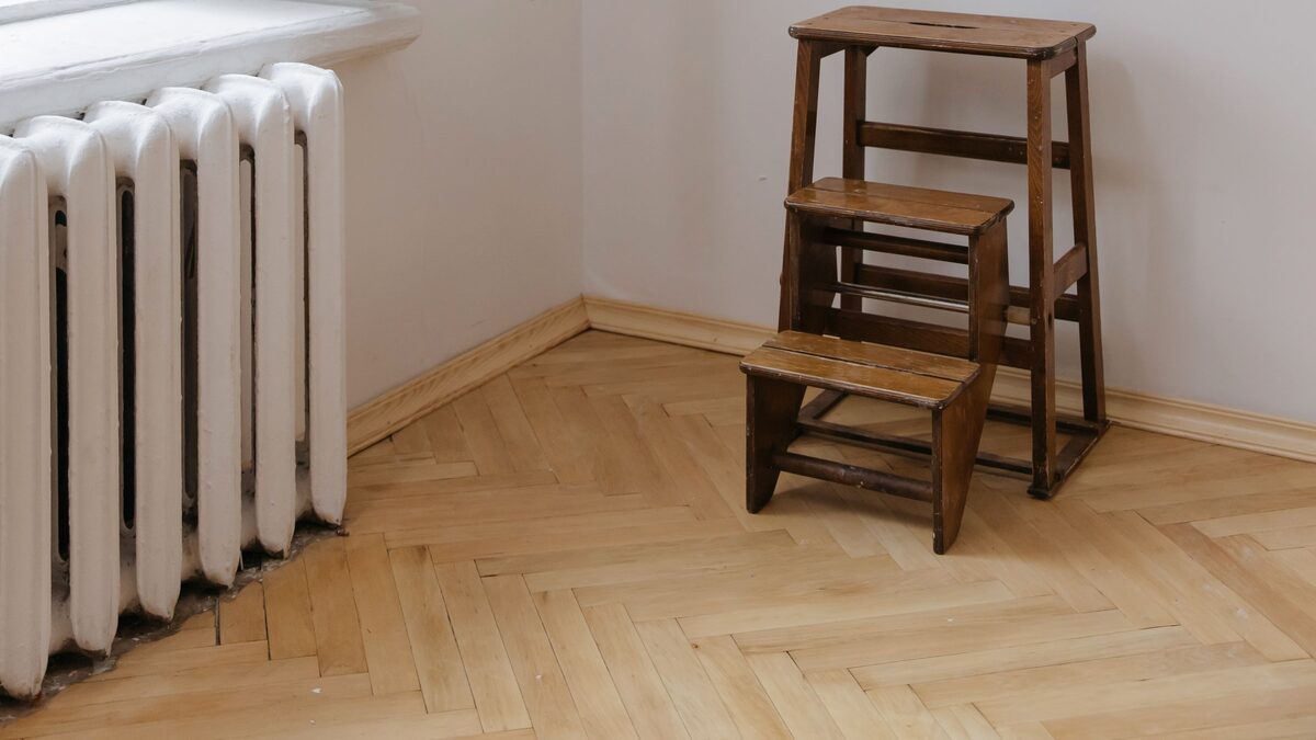 Chambre trop sèche : les signes, le seuil, et quoi faire